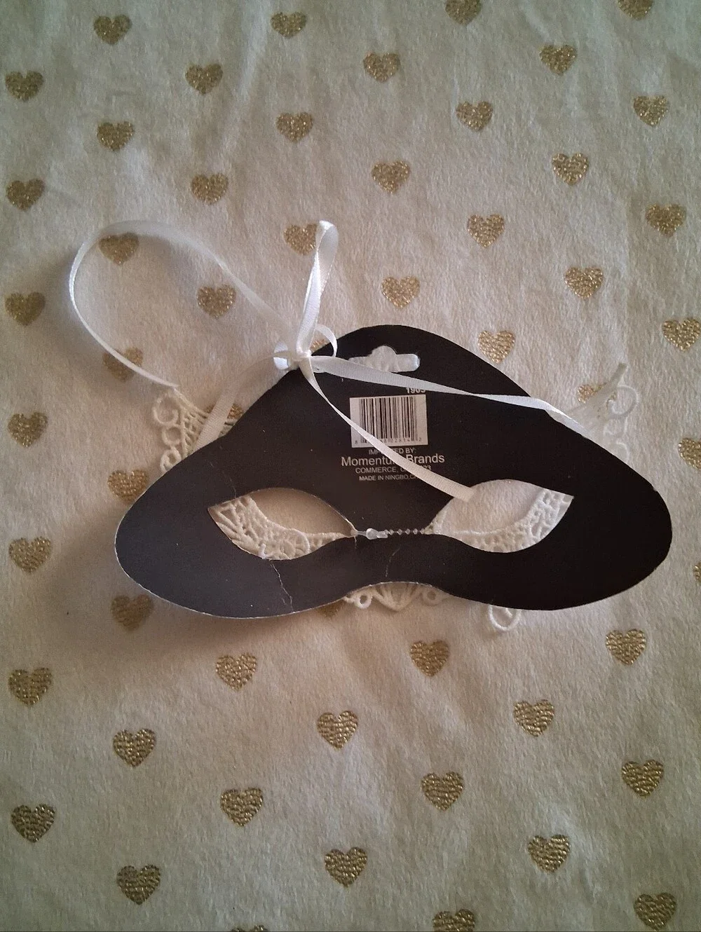 ✂️ *NWT* Momentum Brands White Lace Venetian Style Masquerade Mask